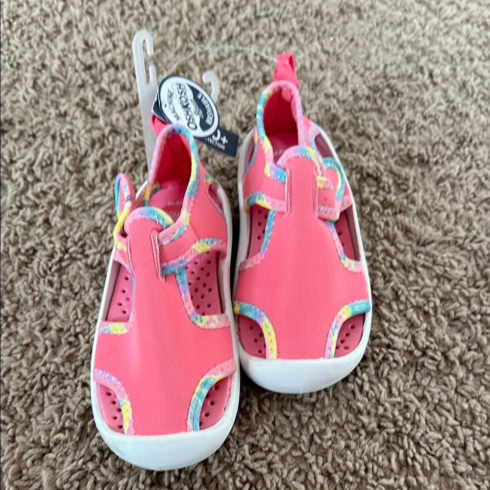 🌟2 for $15 // Toddler Sz 8 Water Shoes/ Sandals